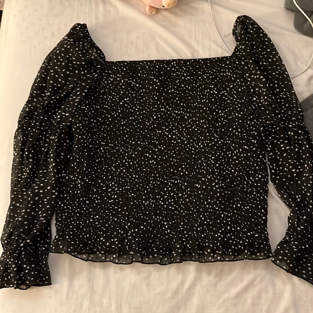 Ruffled black and white polka dot long sleeve, XXL